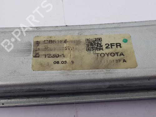 Front right window mechanism TOYOTA COROLLA Estate (_E21_) 1.8 Hybrid (ZWE211W) | BP30184772C23 