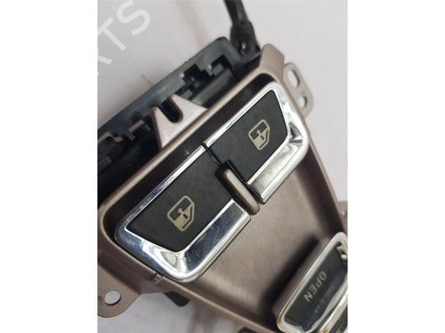 Right front window switch FERRARI CALIFORNIA 4.3 | BP22660469I26 