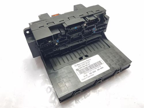 Used Fuse box MERCEDES-BENZ C-CLASS (W203) C 220 CDI (203.008) (150 hp) 29839802