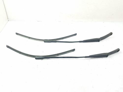 Used Front windshield wiper arm Front windshield wiper arm 36784747 36784747
