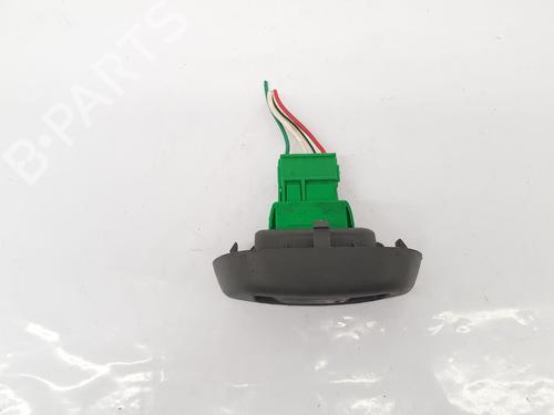 Used Right front window switch Right front window switch CITROËN C1 (PM_, PN_) 1.0 (68 hp) 34042927 34042927