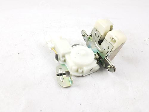 Used Tailgate lock HONDA JAZZ IV (GK_) 1.3 (102 hp) 30330935