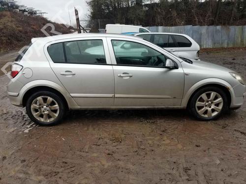 Left headlight VAUXHALL ASTRA Mk V (H) (A04) 1.4 (L48) | BP36646845C28 - Image 13