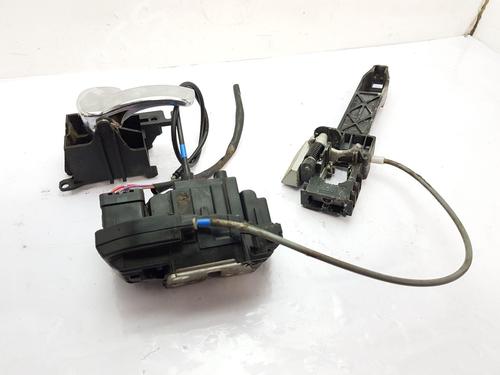 Used Rear left lock NISSAN NAVARA NP300 (D40) 2.5 dCi 4WD (171 hp) 22659602