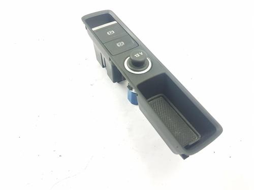 Switch AUDI Q3 Sportback (F3N) 2.5 RS TFSI quattro | BP30839988I30