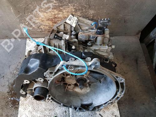 manual-gearbox-land-rover-range-rover-evoque-l538-2011-2012-2013-2014-2015-2016-2017-2018-2019-22812167 main image