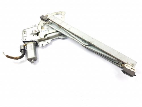 Front right window mechanism TOYOTA YARIS (_P1_) 1.3 (SCP12_, SCP13_, SCP12R, SCP13R) | BP28032571C23 
