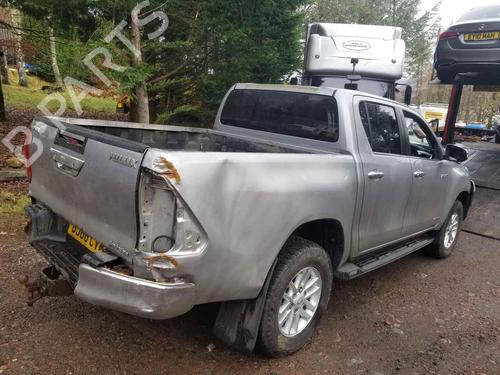 Radio TOYOTA HILUX VIII Pickup (_N1_) 2.4 D 4WD (GUN125_, GUN125R) | BP31365710E6 