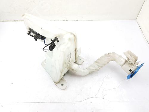 Used Windscreen washer tank AUDI A3 Limousine (8VS, 8VM) 1.4 TSI (150 hp) 30264571