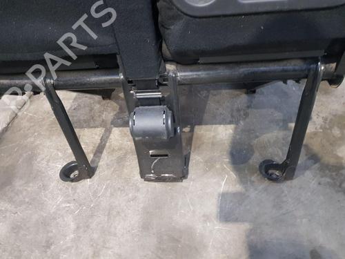 Left front seat VAUXHALL MOVANO Mk II (B) Chassis/Cab (X62) 2.3 CDTI FWD (UV, HV, EV) | BP31663300C15 