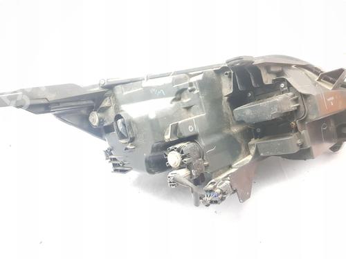 Left headlight MITSUBISHI L200 / TRITON (KJ_, KK_, KL_) 2.2 DI-D 4WD | BP32352744C28 