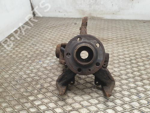 Used Left front steering knuckle VW POLO IV (9N_, 9A_) 1.2 (60 hp) 30402663