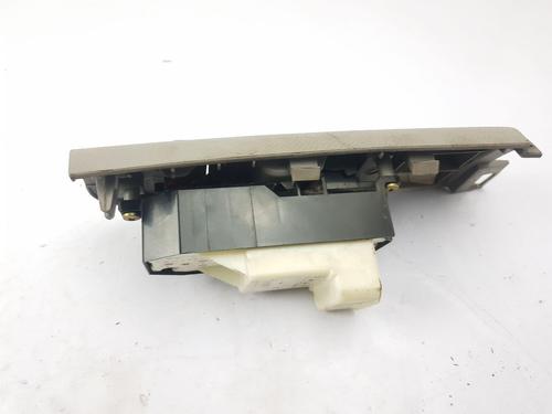 Right front window switch TOYOTA YARIS (_P9_) 1.0 VVT-i (KSP90_, KSP90R) | BP32375194I26 