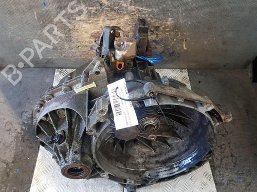 Used Gearbox Gearbox FORD TRANSIT Van (FA_ _) 2.4 TDCi RWD (100 hp) 30137799 30137799