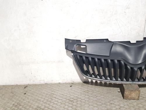 Grille SKODA FABIA II (542) 1.6 TDI | BP30045440C40