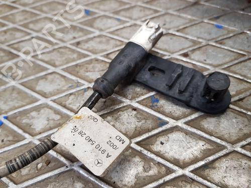Left front steering knuckle MERCEDES-BENZ SPRINTER 3,5-t Van (B907, B910)  | BP26310230M25 