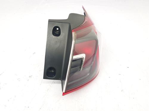 Feu arrière droit OPEL CROSSLAND X / CROSSLAND (P17, P2QO) 1.2 (75) (110 hp) 31864235