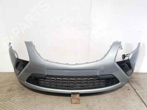 Used Front bumper VAUXHALL ZAFIRA Mk III (P12) 1.4 (75) (140 hp) 31663743