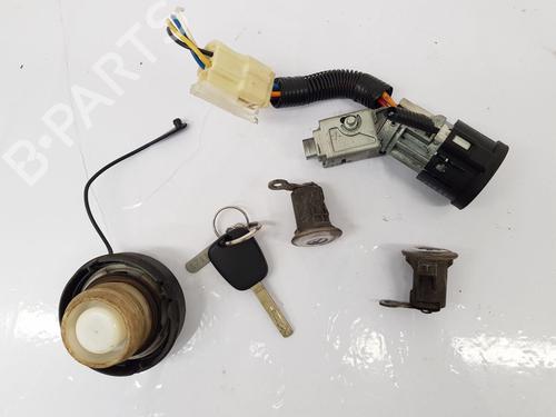 ignition-barrel-toyota-aygo-_b1_-2005-2006-2007-2008-2009-2010-2011-2012-2013-2014-32127594 main image