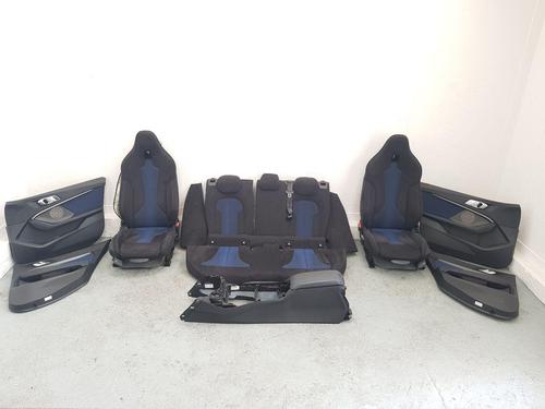 Stol høyre foran Stol høyre foran BMW 1 (F40) M 135 i xDrive (306 hp) 37585008 37585008
