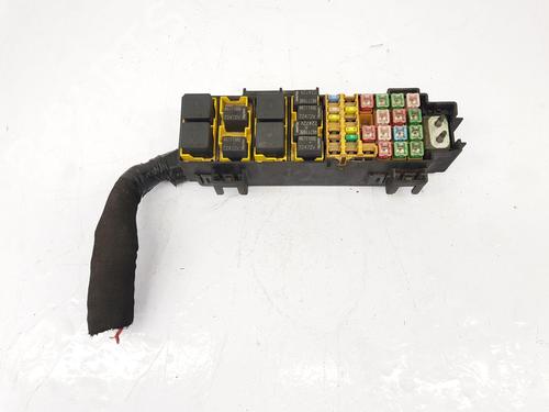 Used Fuse box Fuse box 39206165 39206165