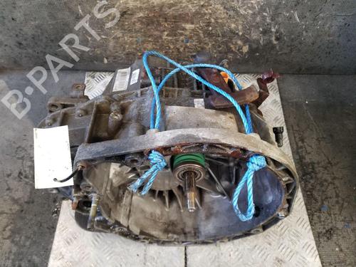 Used Gearbox VAUXHALL VIVARO A Van (X83) 1.9 DTI (101 hp) 32509689
