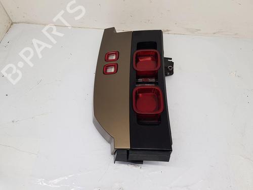 Used Right taillight Right taillight LAND ROVER DEFENDER Station Wagon (L663) D200 SD4 4x4 (200 hp) 34253415 34253415