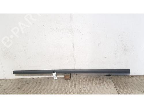 Used Left sideskirt Left sideskirt 38304346 38304346