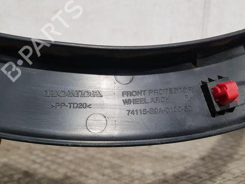 Front right wheel arch trim HONDA CR-V II (RD_) 2.0 (RD5) | BP32252073C135 
