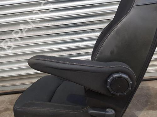 Right front seat NISSAN NV300 Van (X82)  | BP30924001C16 