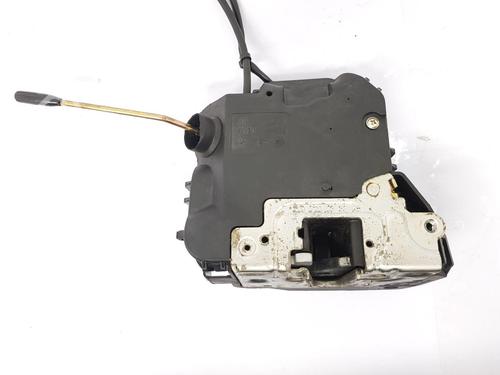 Front left lock MERCEDES-BENZ CLK (C209) CLK 270 CDI (209.316) | BP29839812C98
