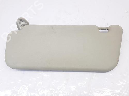 Used Right sun visor Right sun visor TOYOTA YARIS (_P13_) 1.5 Hybrid (NHP130_, NHP130) (101 hp) 39992635 39992635