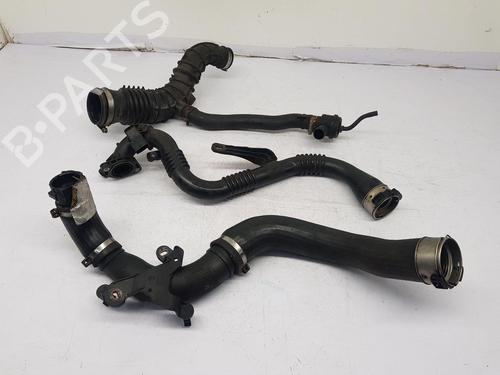 Used Intercooler pipe DACIA SANDERO II TCe 90 (B8M1, B8MA, B8AC) (90 hp) 24213333