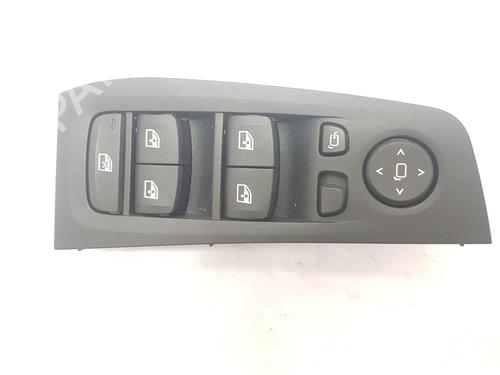 Used Right front window switch BMW 1 (F20) 116 d (116 hp) 28592951