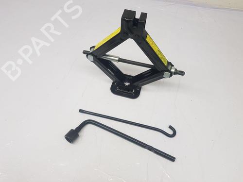 Kit rueda repuesto Kit rueda repuesto 38559555 38559555