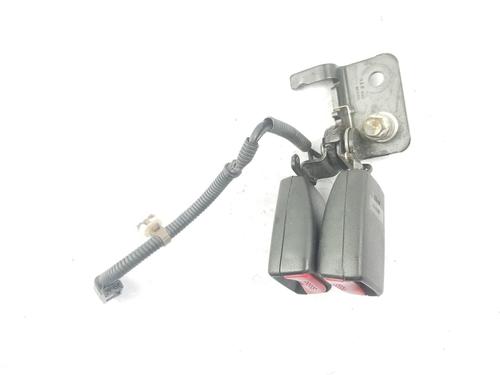 Used Seat buckle HONDA CIVIC VIII Hatchback (FN, FK) 2.2 CTDi (FK3) (140 hp) 22658037