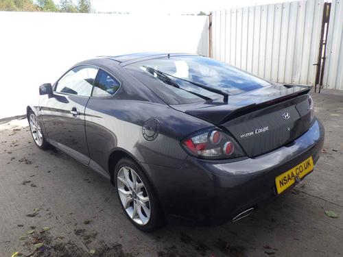 Left headlight HYUNDAI COUPE II (GK) 2.0 GLS | BP30090878C28 