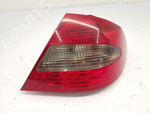 Used Right taillight Right taillight MERCEDES-BENZ CLK (C209) CLK 220 CDI (209.308) (150 hp) 33329899 33329899