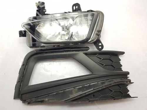 Used Right front fog light VW POLO VI (AW1, BZ1, AE1) [2017-2025]  26692877