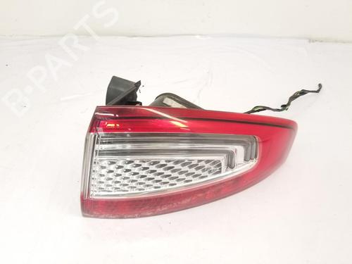 Used Right taillight Right taillight 39102995 39102995