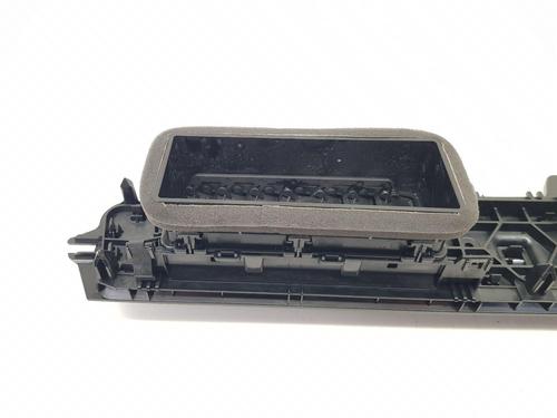 Air vent AUDI A3 Sportback (8YA, 8YF) 30 TDI | BP31574521I21
