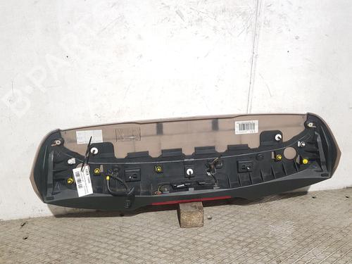 Troisième feu stop VOLVO V40 Hatchback (525) D2 | BP30628208L11