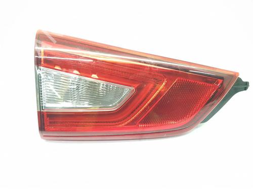 Feu de coffre gauche NISSAN QASHQAI II (J11, J11_) 1.2 DIG-T (115 hp) 31983369