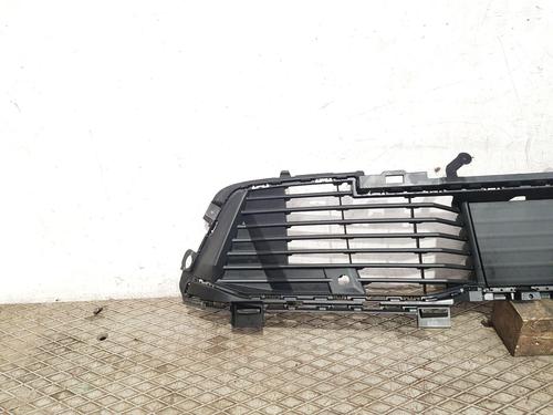 Grille PEUGEOT 2008 II (UD_, US_, UY_, UJ_, UR_, UC_) 1.2 PureTech 130 (USHNS, URHNS) | BP29870943C40