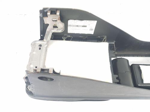 Armrest / Center console HONDA CIVIC VIII Hatchback (FN, FK) Type R (FN2) | BP24213315I20