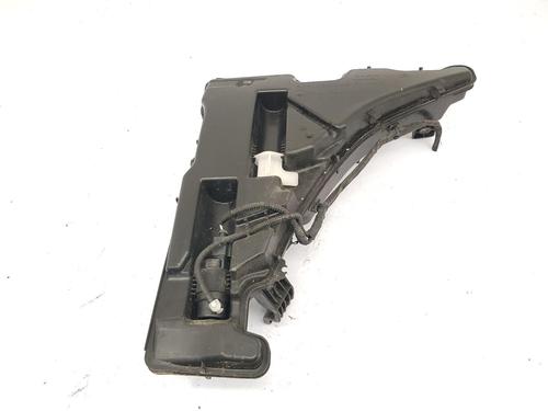 windscreen-washer-tank-audi-a4-b9-8w2-8wc-2015-31933036 main image