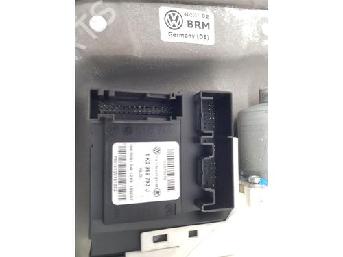 Front right window mechanism VW GOLF V (1K1) 2.0 SDI | BP22662337C23