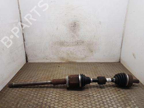 Used Right front driveshaft VOLVO XC90 II (256) B5 Mild-Hybrid AWD (235 hp) 30891654