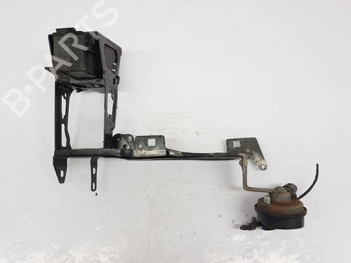 Used Left headlight support BMW 1 (F20) 116 d (116 hp) 29440160