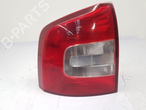 Used Left taillight Left taillight SKODA OCTAVIA II Combi (1Z5) 1.6 TDI (105 hp) 33889939 33889939